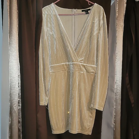 Forever 21 Cream Bodycon Dress with Plunge Neckline - Picture 1 of 7